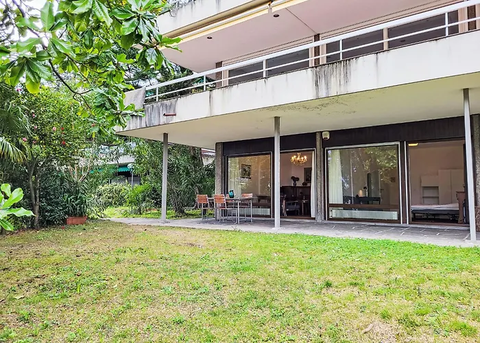 App- Castausio 26 By Interhome